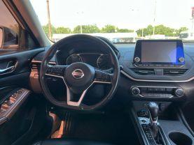 Nissan Altima - Thumbnail 15