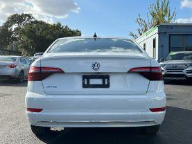 Volkswagen Jetta - Thumbnail 7