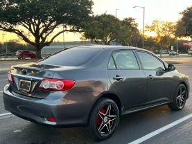 Toyota Corolla - Thumbnail 8