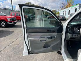 Toyota Tacoma Access Cab - Thumbnail 16