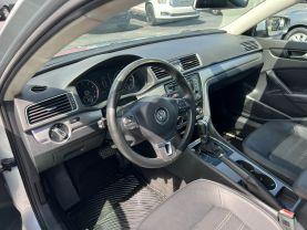 Volkswagen Passat - Thumbnail 11