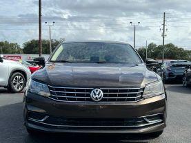 Volkswagen Passat - Thumbnail 3