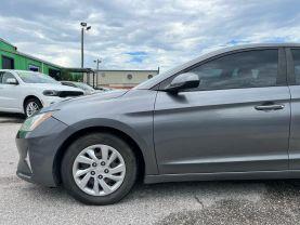 Hyundai Elantra - Thumbnail 8