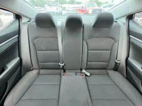 Hyundai Elantra - Thumbnail 19