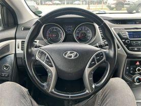 Hyundai Elantra - Thumbnail 13