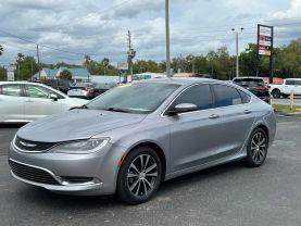 Chrysler 200 - Thumbnail 4