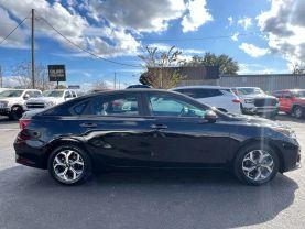 Kia Forte - Thumbnail 9