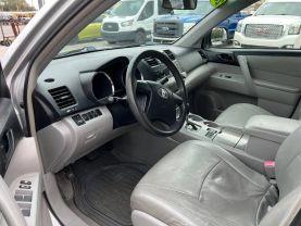 Toyota Highlander - Thumbnail 14