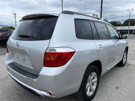 Toyota Highlander - Thumbnail 10