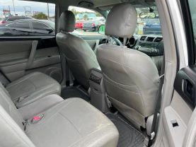 Toyota Highlander - Thumbnail 17