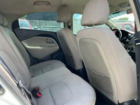 Kia Rio - Thumbnail 13