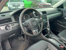 Volkswagen Passat - Thumbnail 11