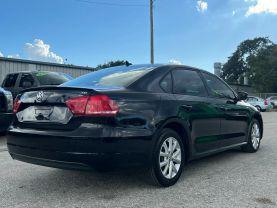 Volkswagen Passat - Thumbnail 8