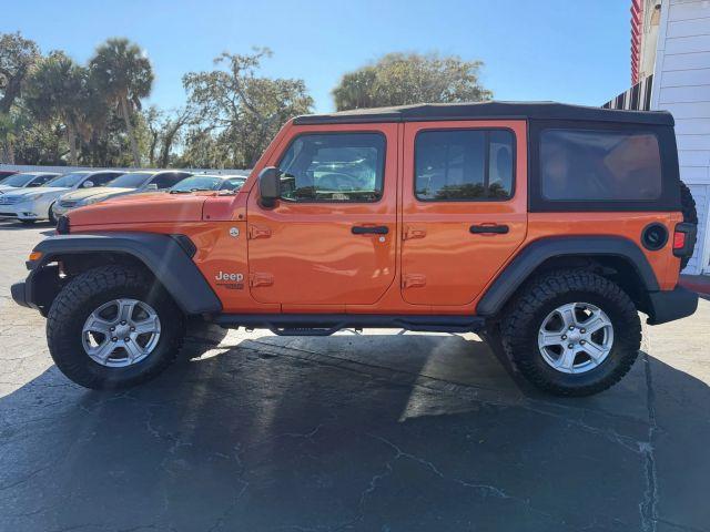 JEEP WRANGLER UNLIMITED - Thumbnail 4