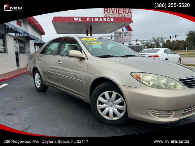 TOYOTA CAMRY - View 1