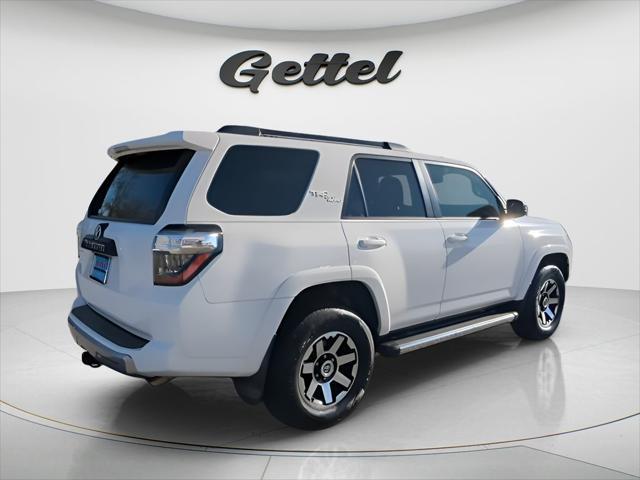 Toyota 4Runner 4X4 Trd Off-Road V6 - Thumbnail 8