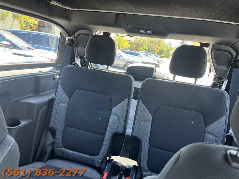 Ford Bronco - Thumbnail 15