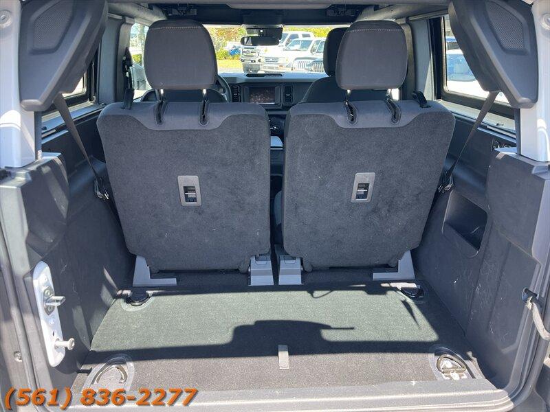 Ford Bronco - Thumbnail 13