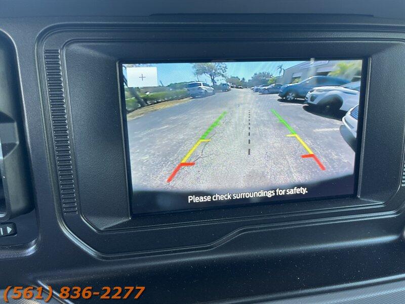 Ford Bronco - Thumbnail 12