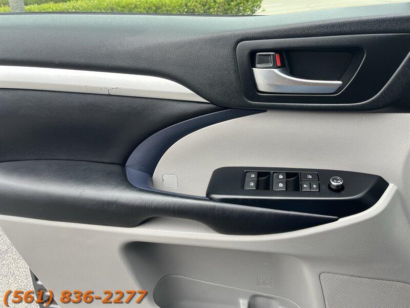 Toyota Highlander Hybrid Xle - Thumbnail 16