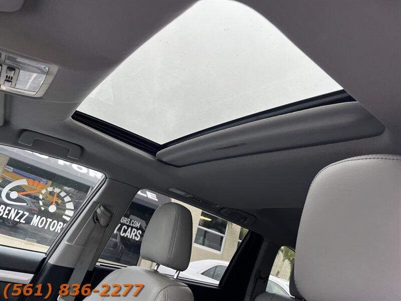 Toyota Highlander Hybrid Xle - Thumbnail 11