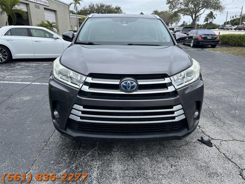 Toyota Highlander Hybrid Xle - Thumbnail 2