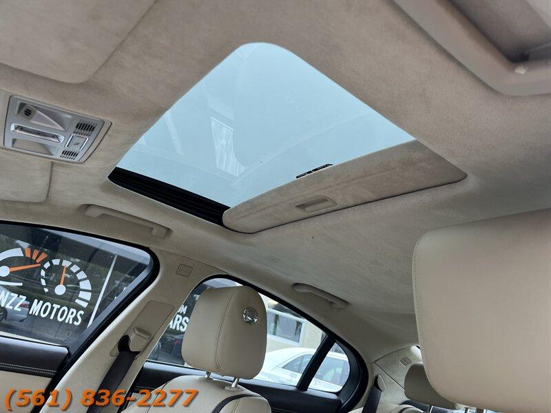 Jaguar Xf 3.0 Portfolio - Thumbnail 11