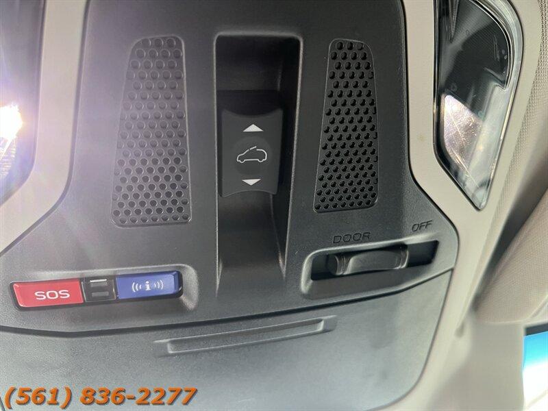 Subaru Outback Premium - Thumbnail 11