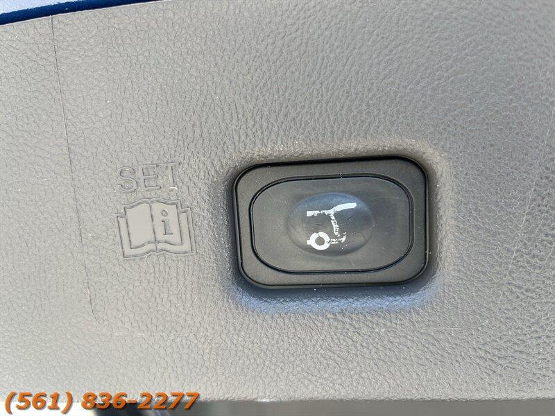 Lincoln Nautilus Reserve - Thumbnail 17