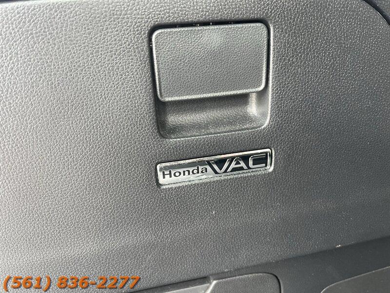 Honda Odyssey Elite - Thumbnail 15