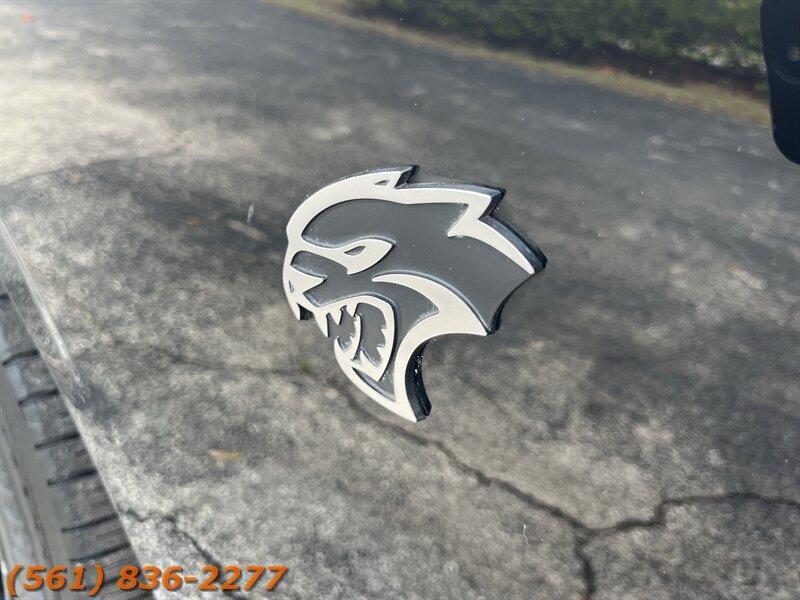 Dodge Challenger Srt Hellcat - Thumbnail 17