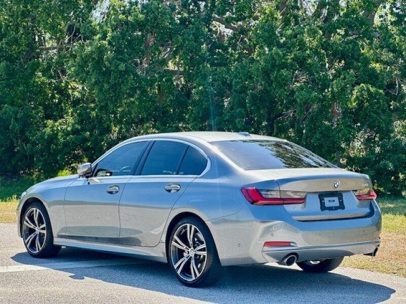 BMW 3 SERIES - Thumbnail 3