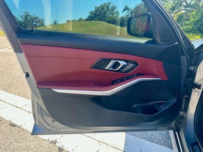 BMW 3 SERIES - Thumbnail 10