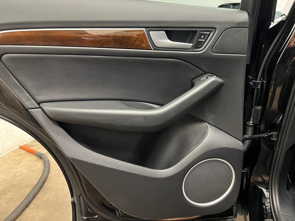 Audi Q5 Premium Plus - Thumbnail 17