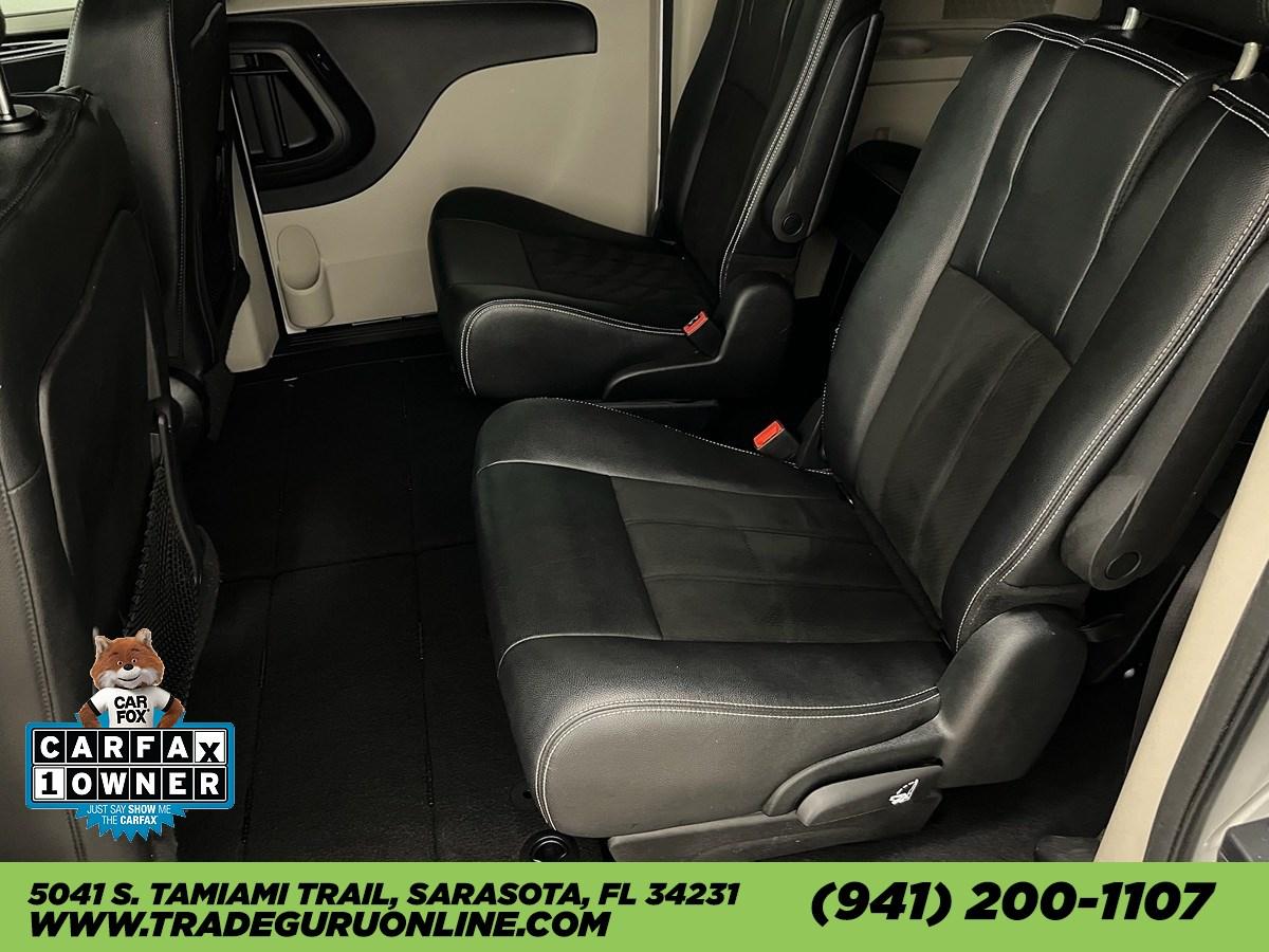 Dodge Grand Caravan Sxt - Thumbnail 9