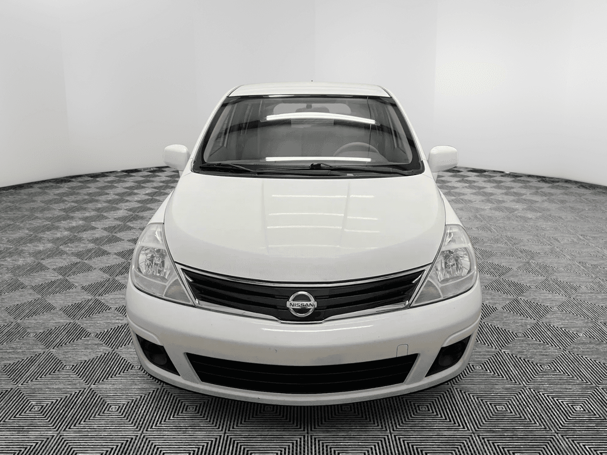 Nissan Versa S - Thumbnail 5