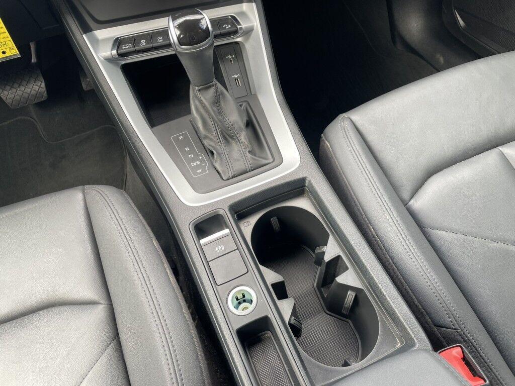 Audi Q3 - Thumbnail 19