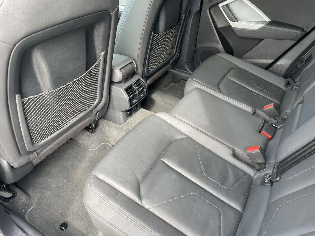 Audi Q3 - Thumbnail 11