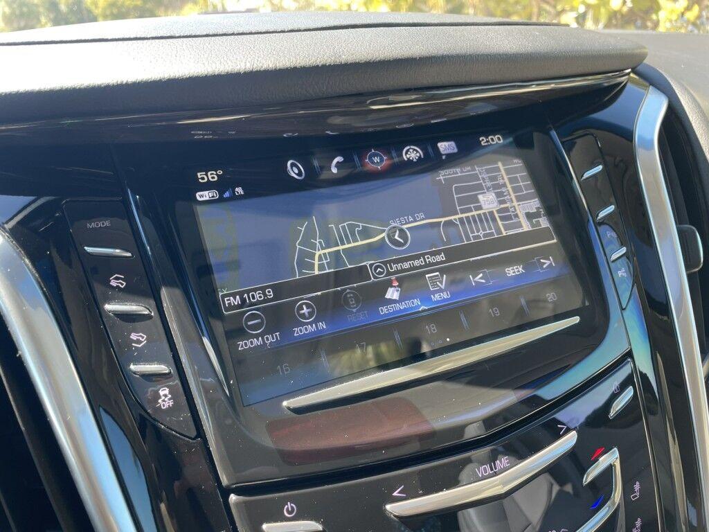 Cadillac Escalade - Thumbnail 19