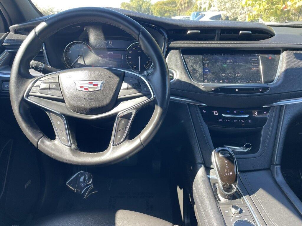 Cadillac XT5 - Thumbnail 14