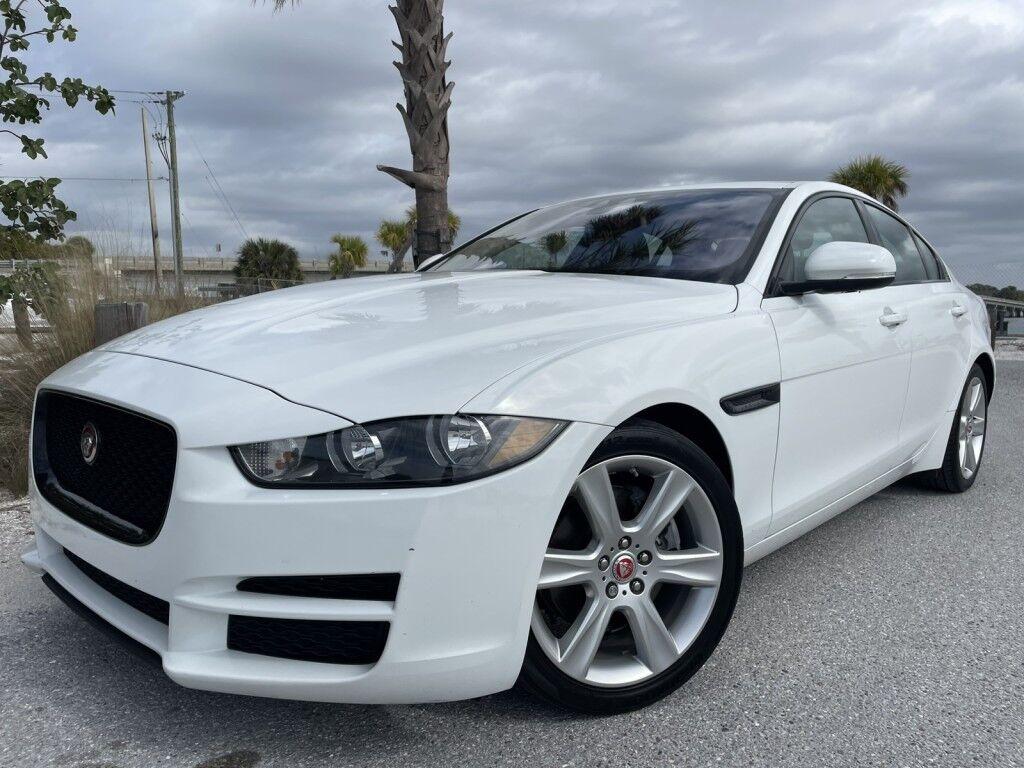 Jaguar XE - View 1