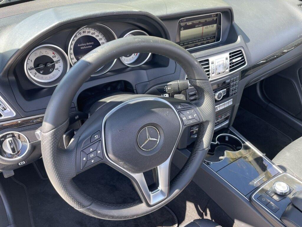 Mercedes-Benz E-Class - Thumbnail 15