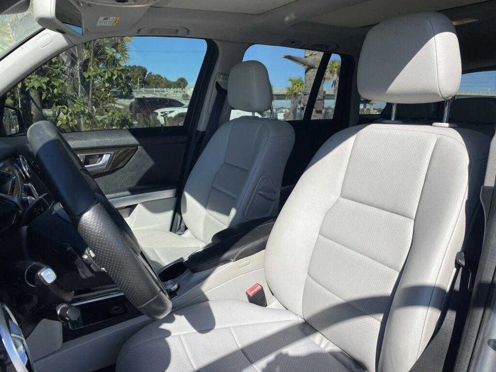 Mercedes-Benz GLK-Class - Thumbnail 2