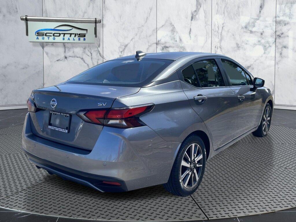 Nissan Versa - Thumbnail 8