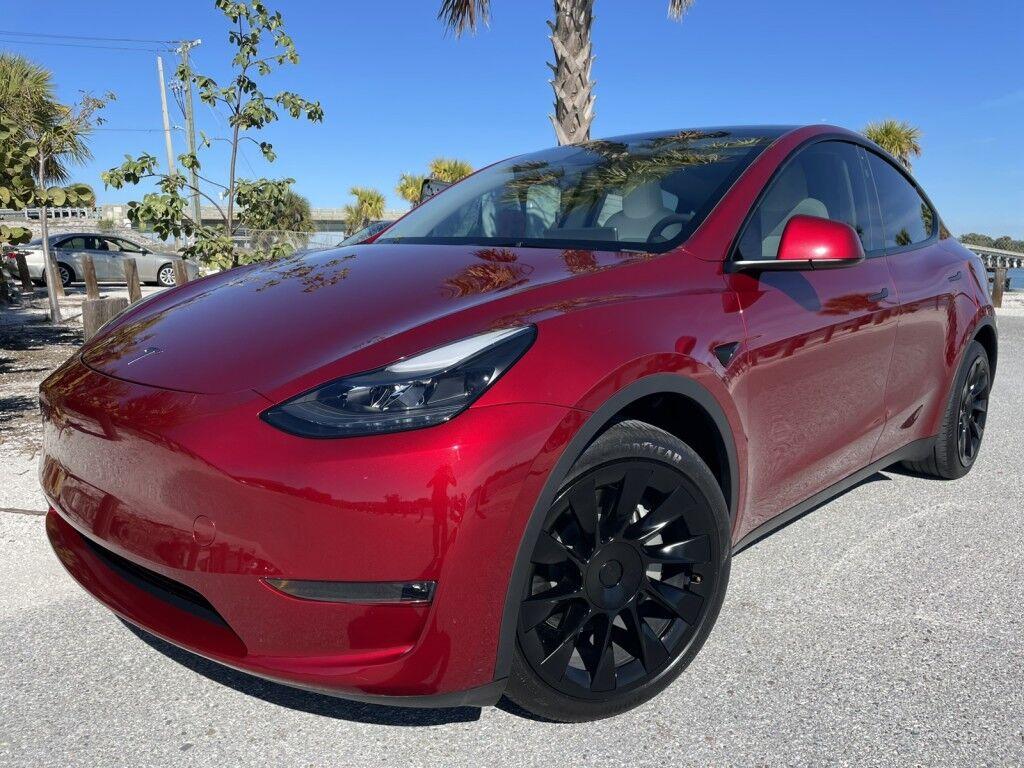 Tesla Model Y - View 1