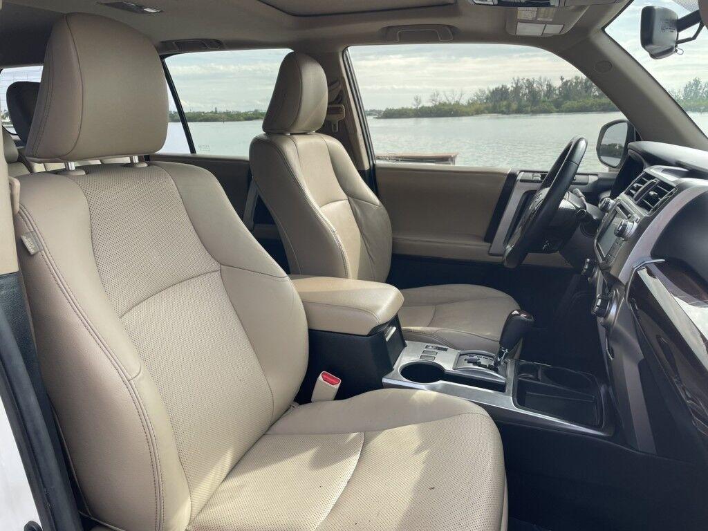 Toyota 4Runner - Thumbnail 7