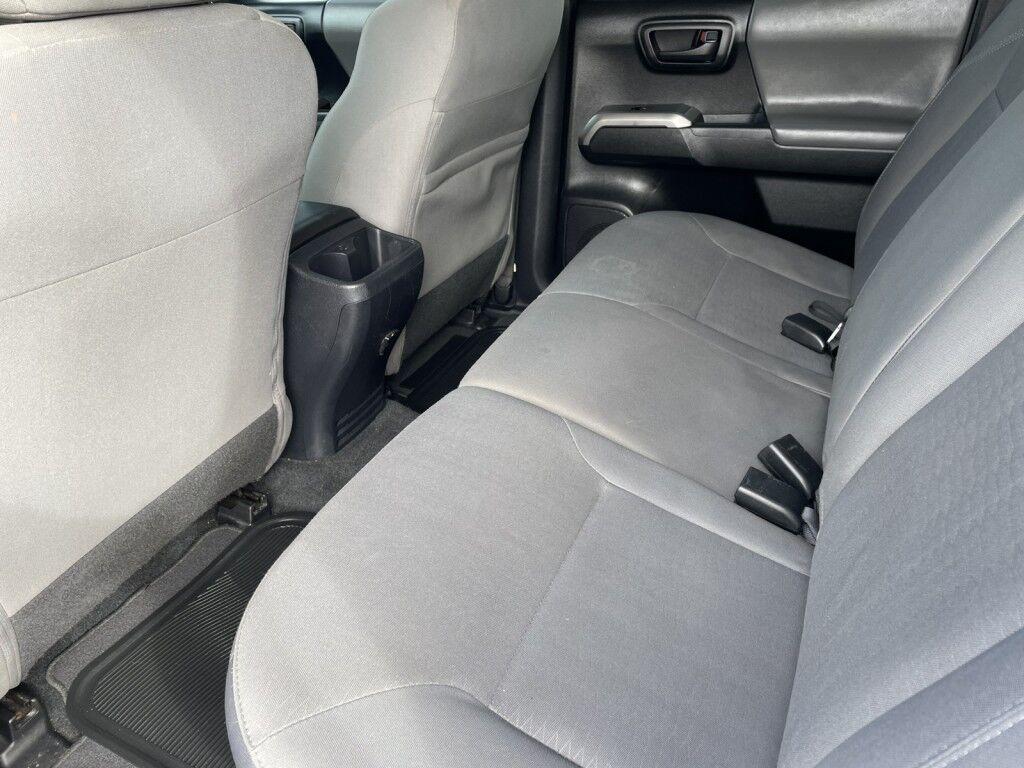 Toyota Tacoma 2WD - Thumbnail 12