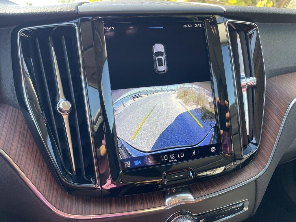 Volvo XC60 - Thumbnail 20