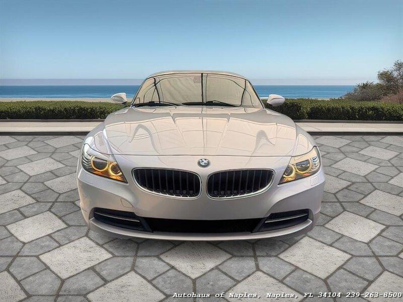 BMW Z4 sDrive30i - Thumbnail 2