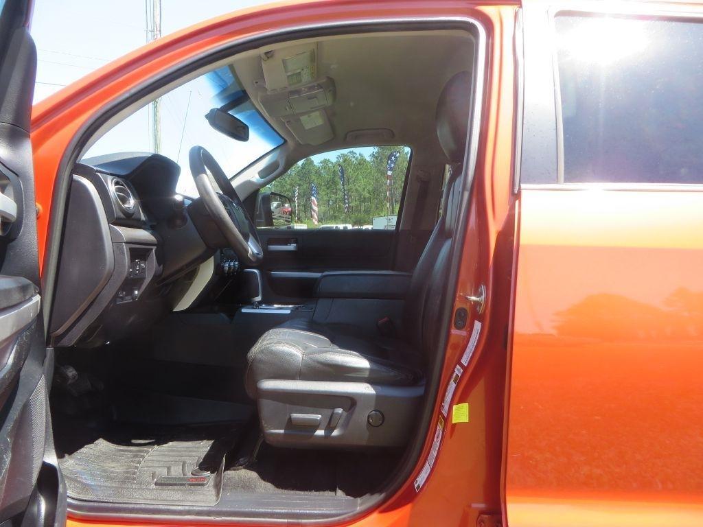 Toyota Tundra 4Wd Truckcrewmax Sr5 - Thumbnail 12